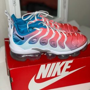Women’s Vapormax Lava Glow (2019)